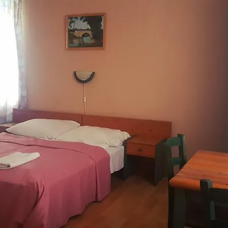 Ramona Schloss Отель Шиофок